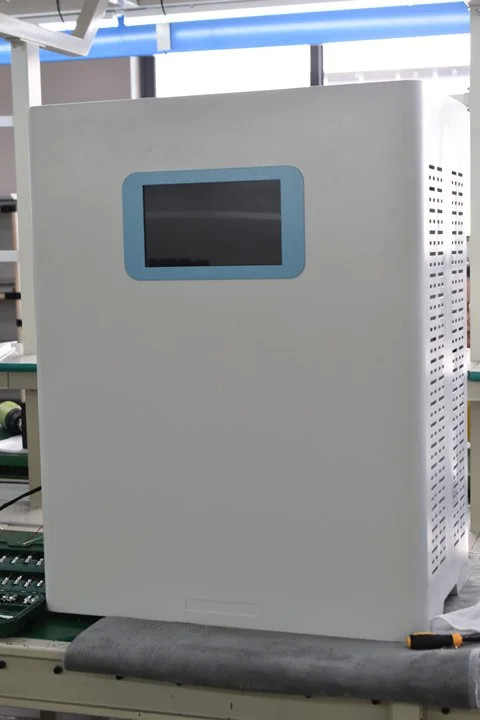 Armazém de baterias de lítio Lifepo4 empilhadas em uma Bateria de lítio Inverter de armazenamento